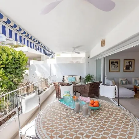 Apartment Luxury , Birdie Club - Kura Homes *